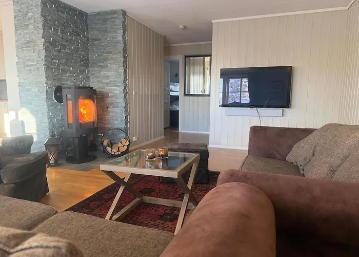 Downtown With Two Bedrooms And 2 Bathrooms
